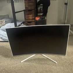 32” 4k Samsung monitor