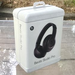 Beats Studio Pro Wireless Bluetooth Headphones Brown