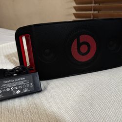 Beats by Dr. Dre Beatbox Portable 2 Wireless Bluetooth Speaker Pre-Owned