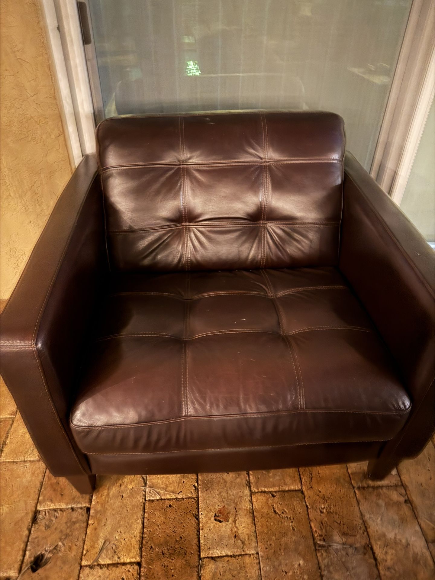 Modern Brown Leather Accent Chair – Great Condition