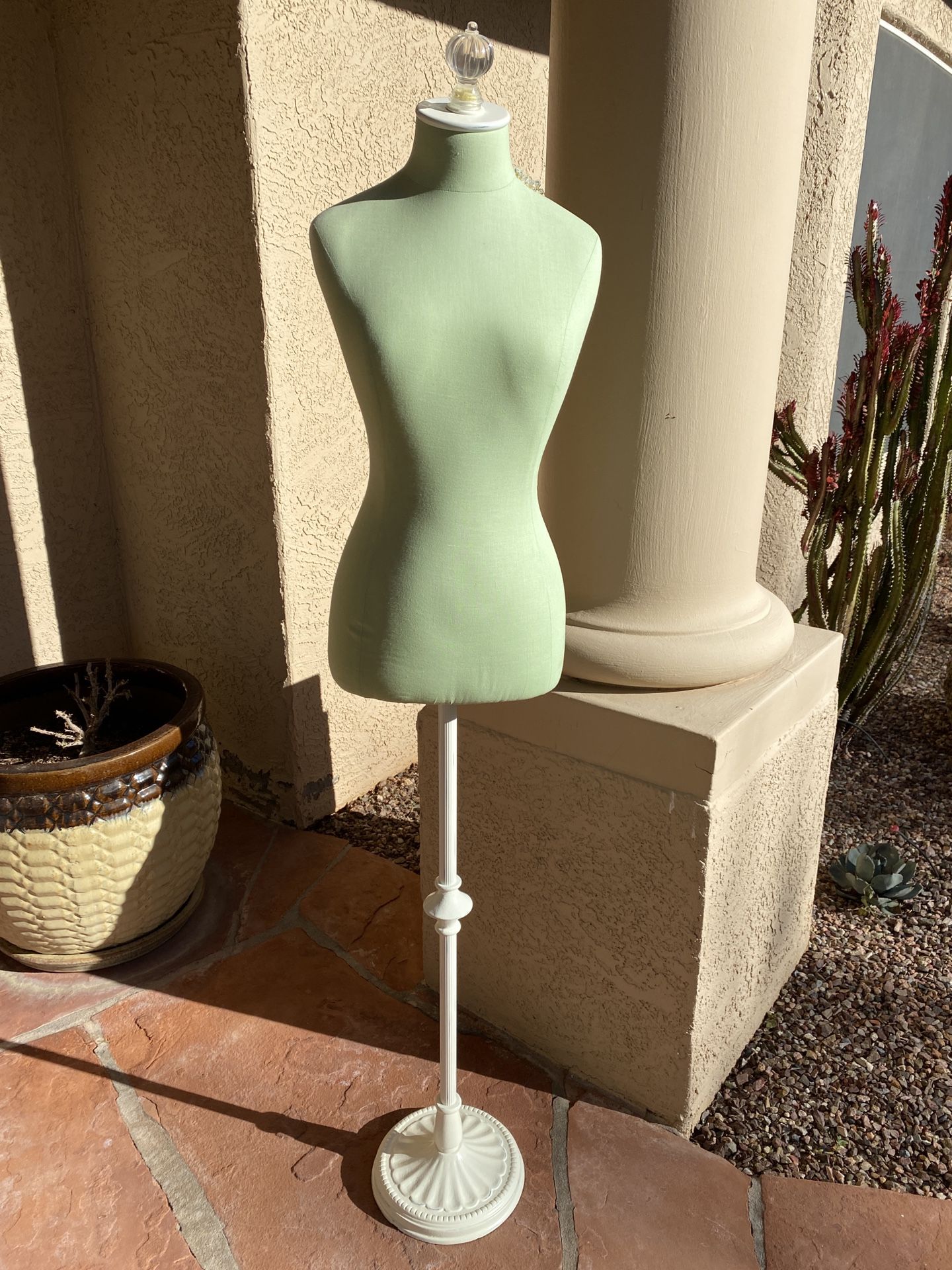 Pottery Barn Teen Dress Form/Mannequin