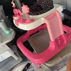 Minnie Mouse Walker