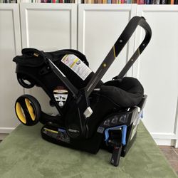 Doona Baby Seat Car Available For Sale 