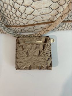 Brahmin small wallet NWOT