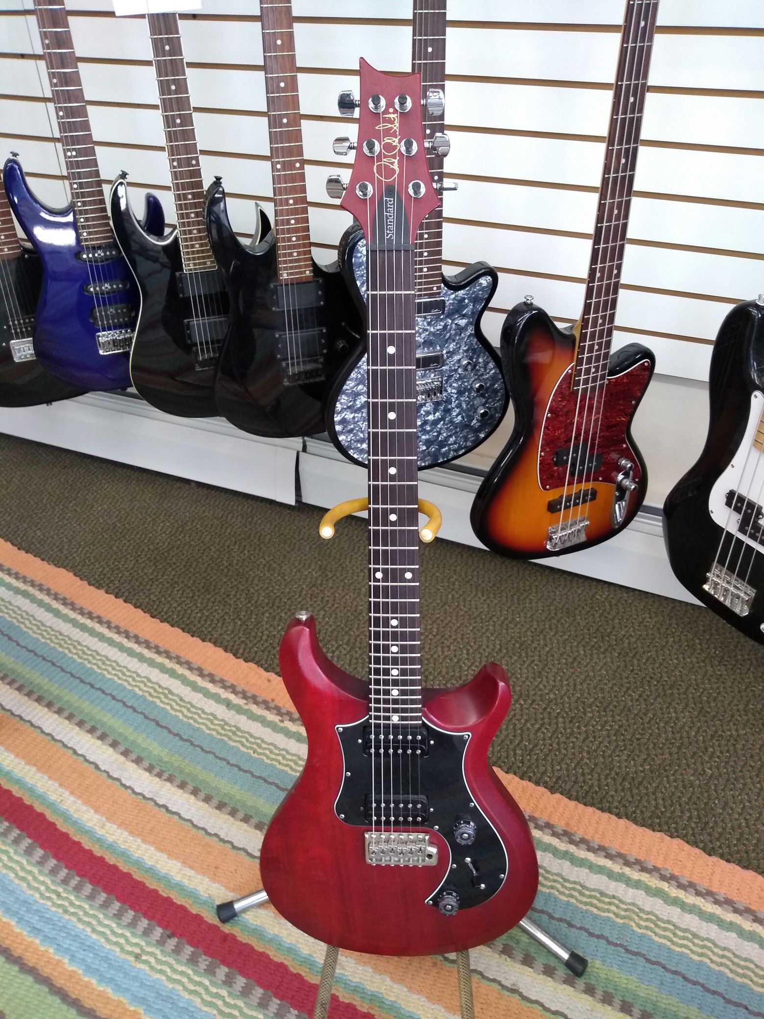 PRS SE Electric in Very Good Shape USA Made