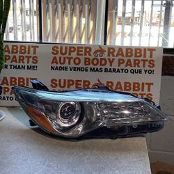 2015 Camry Passenger Chrome Headlight Halogen Original 2017 