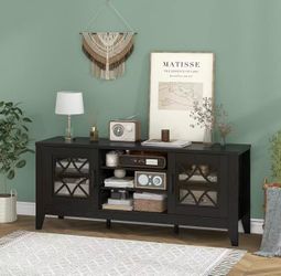 New assembled Farmhouse TV Stand for TVs Up to 65-in, Classic Media Entertainment Center w/Glass Door Cabinets & 4 Adjustable Shelves, Modern TV Conso