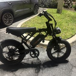 Ebikes And Scooters , Top Of The Line !