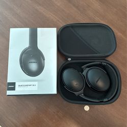 Bose Quietcomfort 35 II Noise Canceling headphones - Excellent Condition