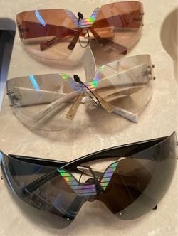 SUNGLASSES Frameless,3 different colors.Brand new