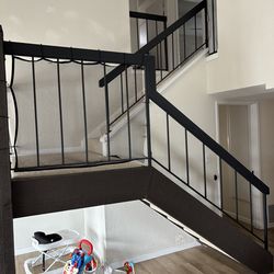 Stair railing