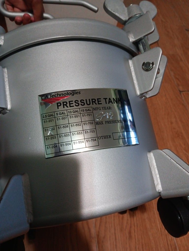 C.A.T Tecnologies Pressure Tank