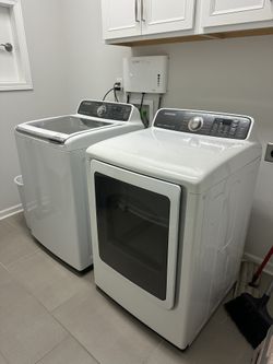 Samsung Washer & Gas Dryer