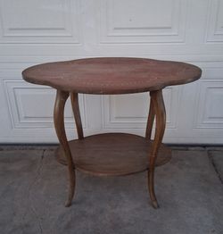 Accent Table