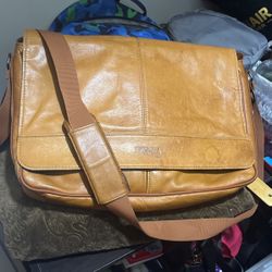 Kenneth Cole Bag