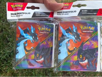 Mini portfolio with cards Pokémon