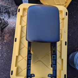 Central leather armrest together with the shaft for Mazda 3 2018