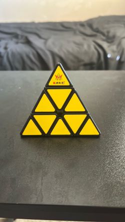 Pyramid rubix cube