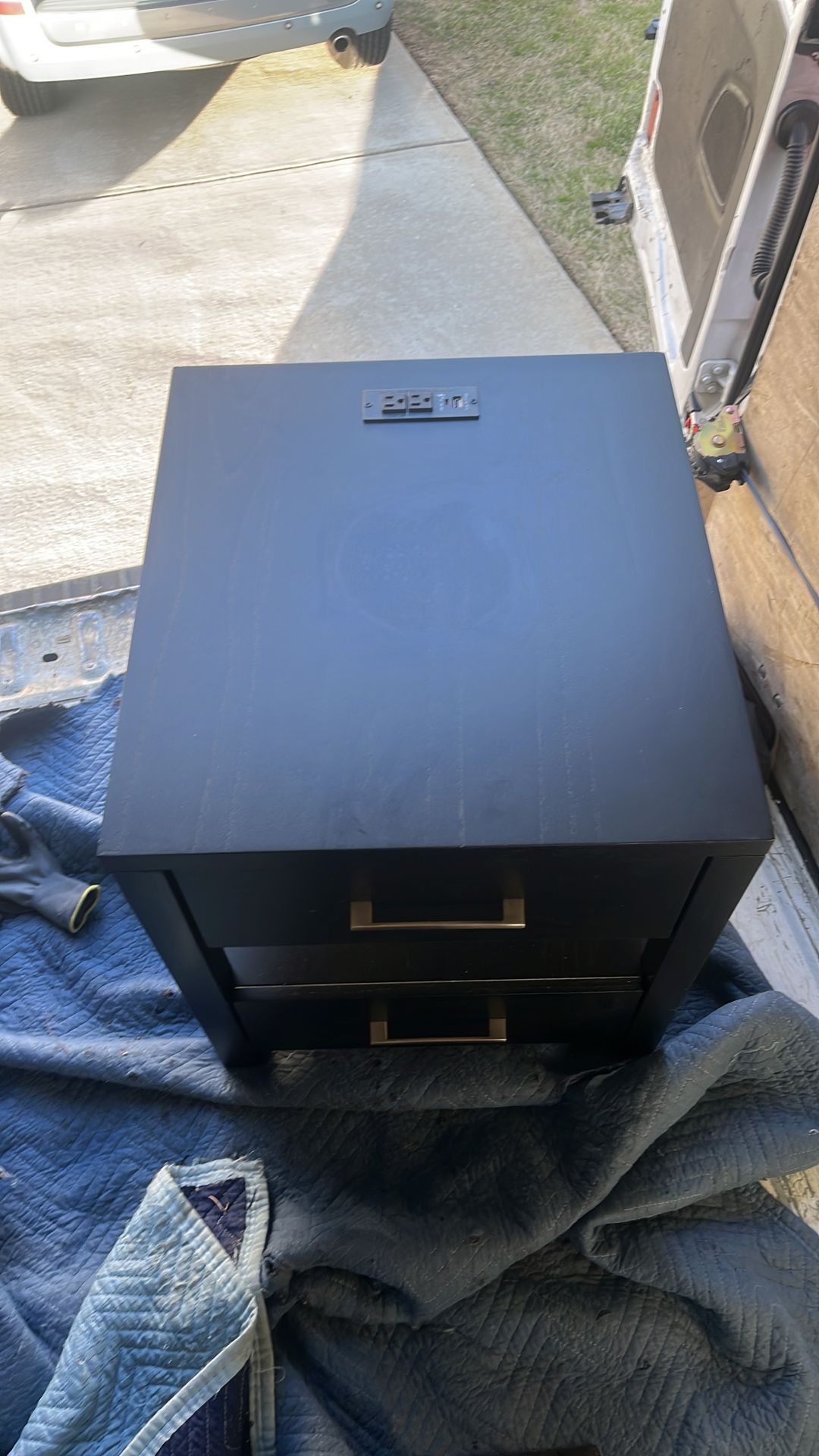 Black Small furniture nightstand/table