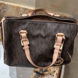 Michael Kors Duffel 