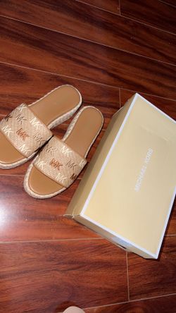 Michael Kors Sadler Wedge Sandals – Size 5 (Brown & Beige)
