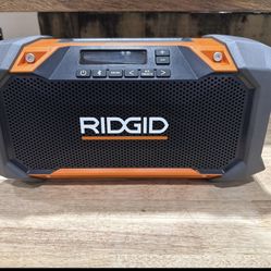 Bocina de Bluetooth Ridgid  de Batería  Nueva 