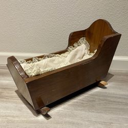 Antique Solid Wood Baby Doll Bassinet Rocking Cradle Primitive Vintage Rocker