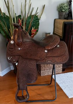 Western Saddle 15 1/2” Seat Champion Turf Equitation Hand Tooled 1 Owner Excellent