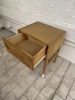 Opalhouse tachuri 2024 accent table
