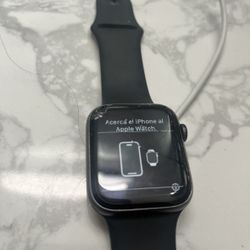 Apple Watch 45MM Series 3 $45