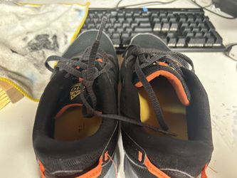 New Balance Size 9 Men’s