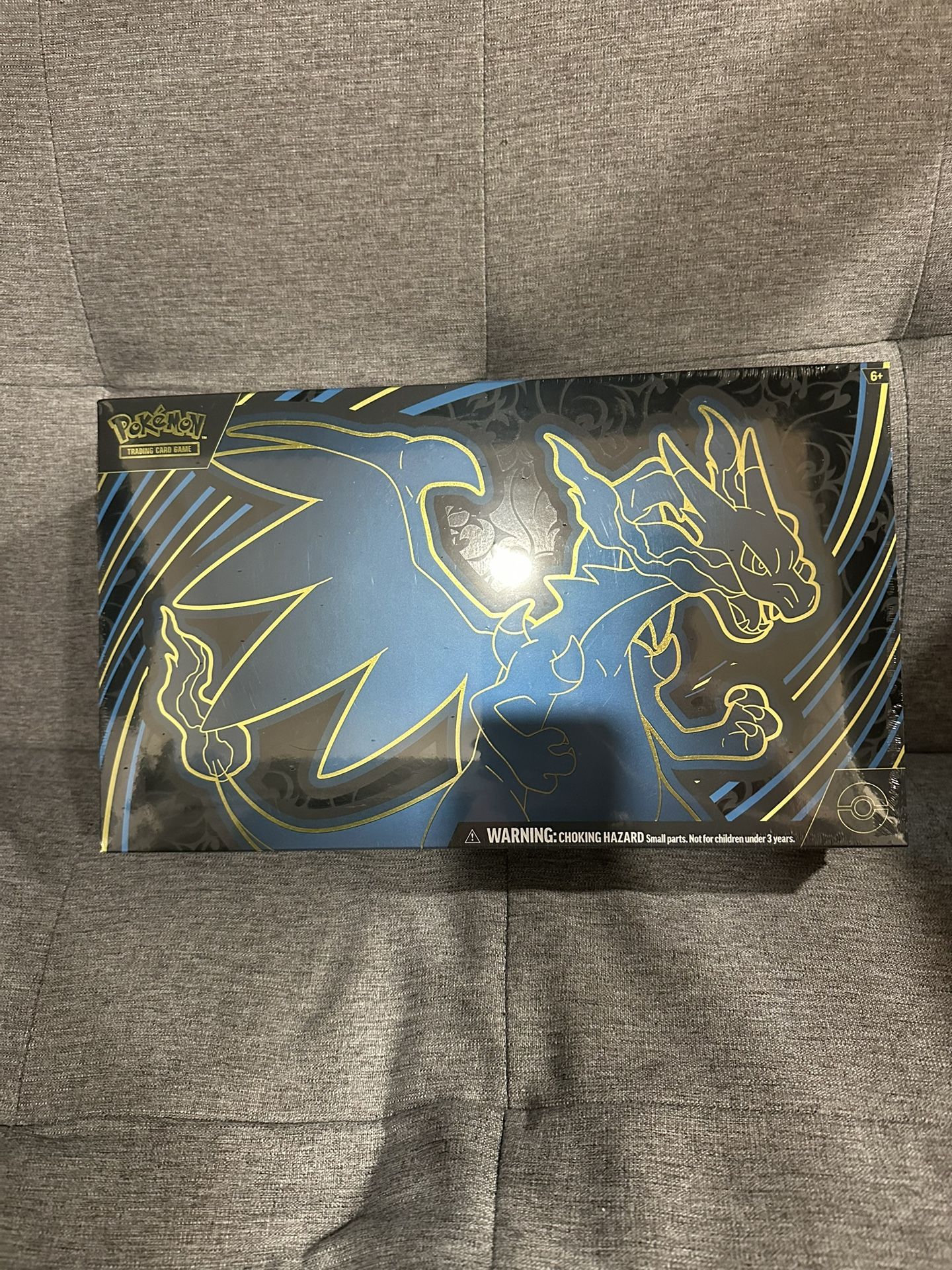 Charizard EX Ultra Premium Collection