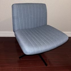 Desk/Computer chair