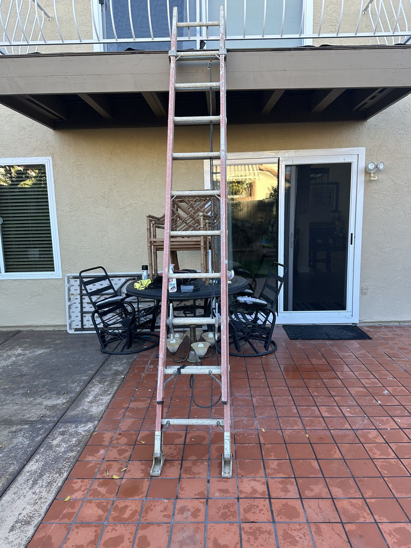 20 Ft Fiberglass Ladder