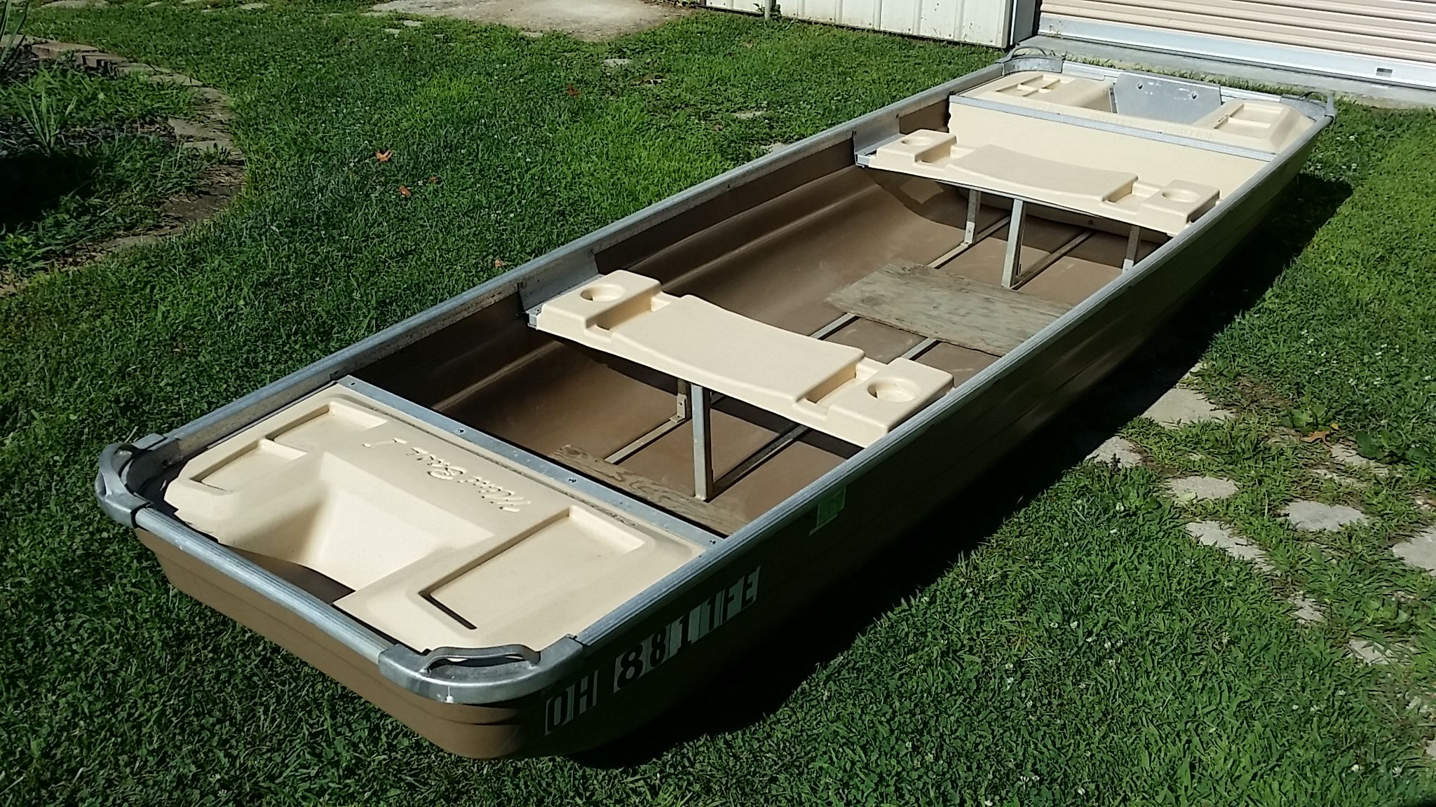 Coleman crawdad jon boat