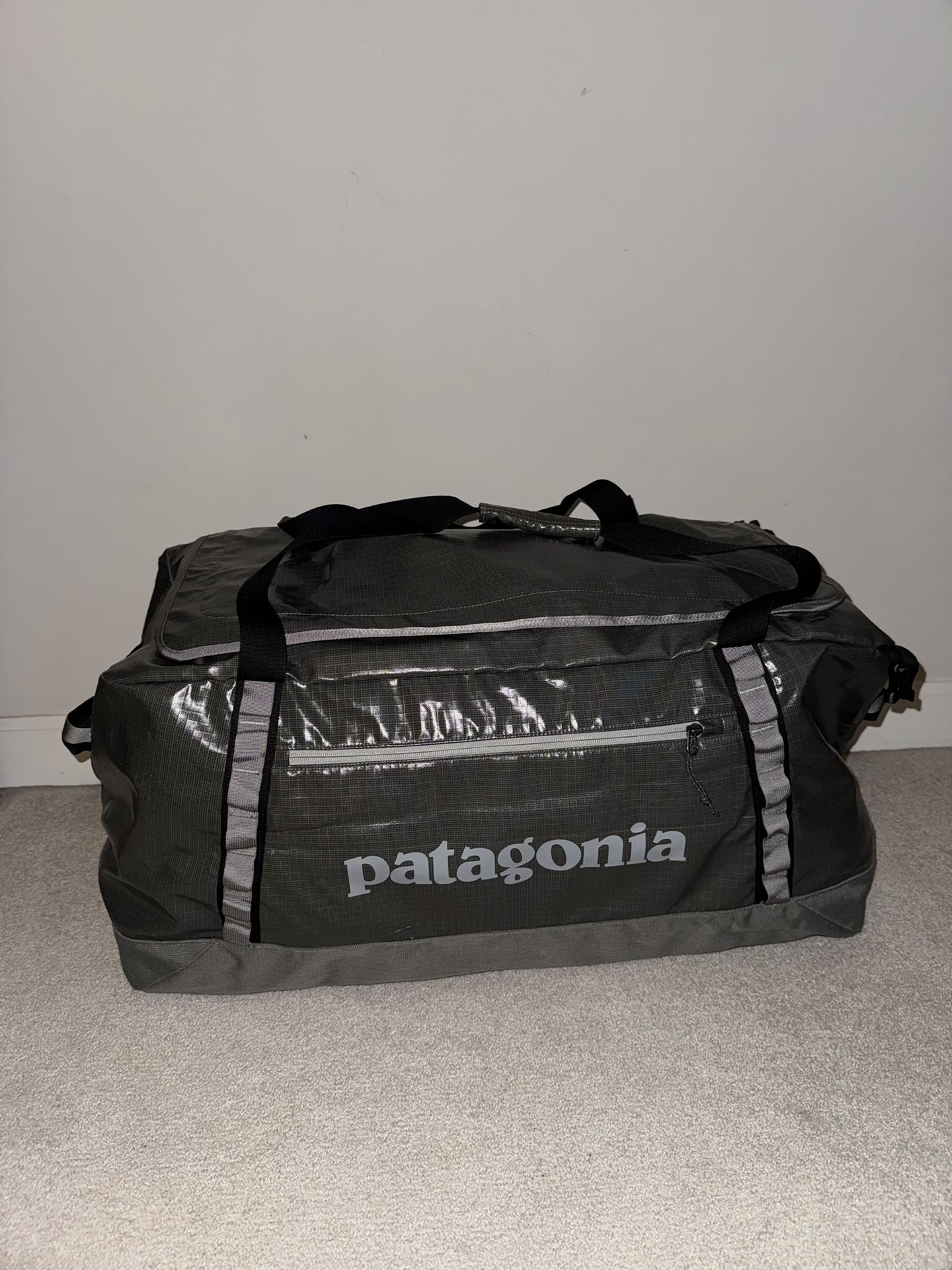 Patagonia Black Hole 120L DISCONTINUED