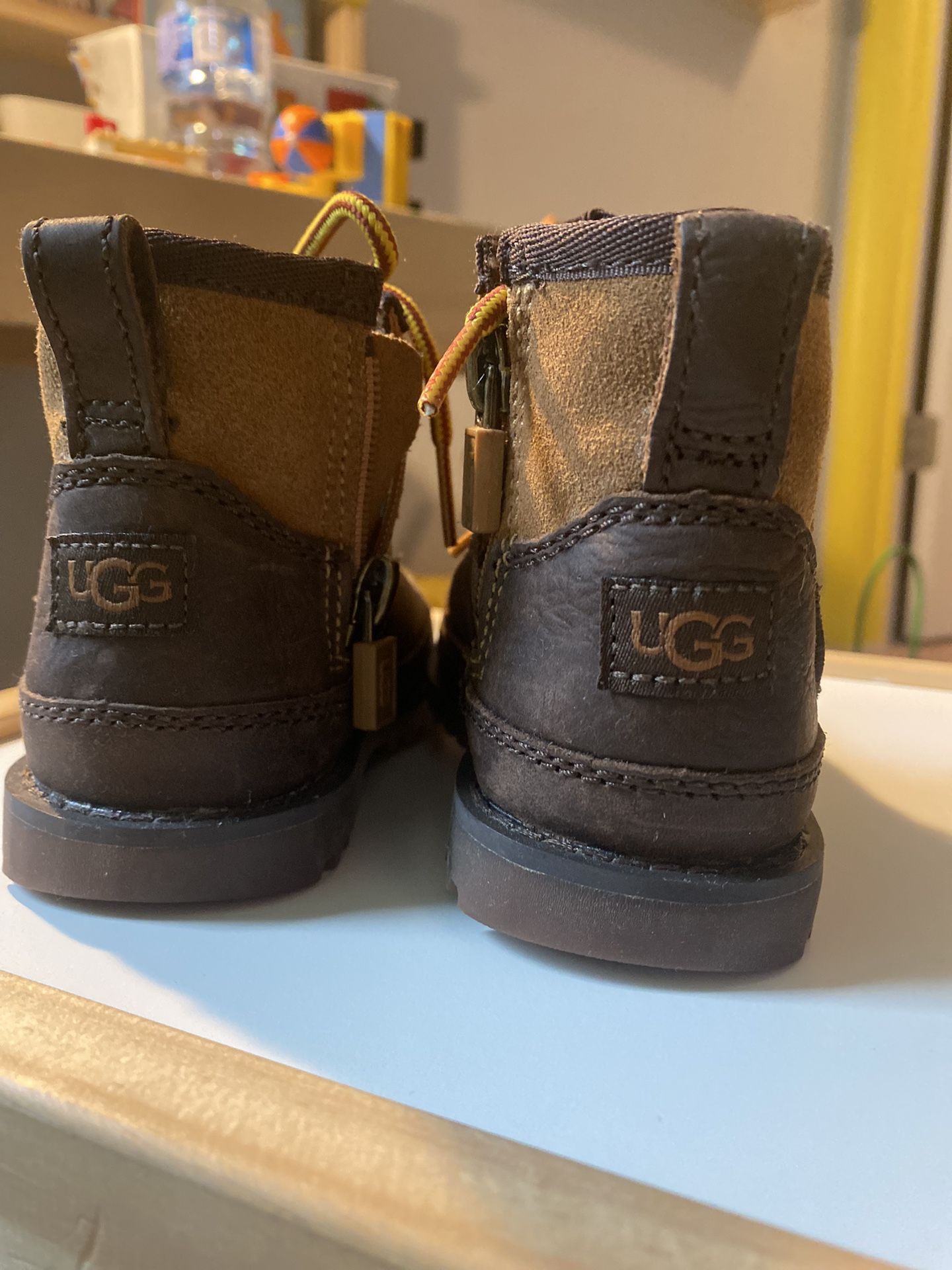 Kids UGG Boots Size 6