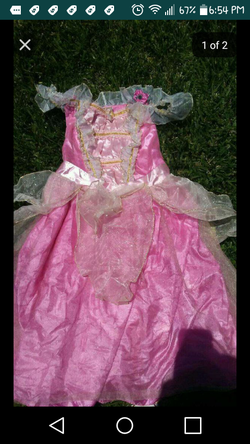 Costume