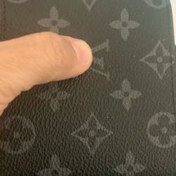 Men Wallet  LV