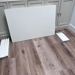 Pottery Barn Large Carolina Grow With You Table 