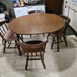 Dinning Table 