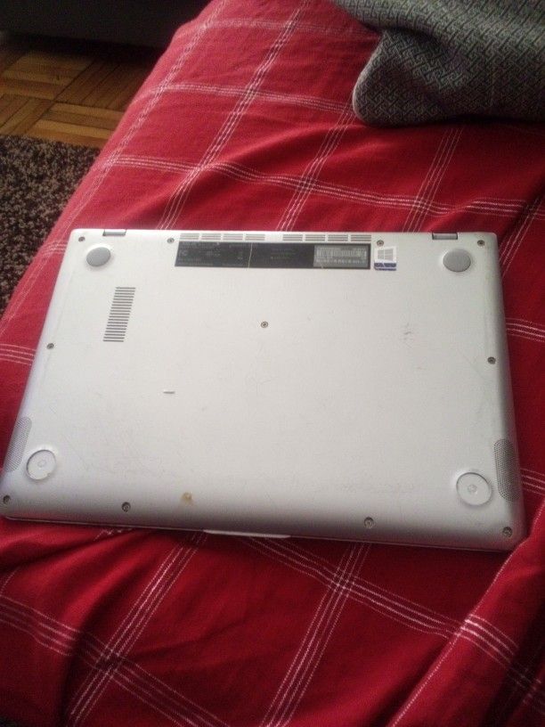 White Asus Laptop