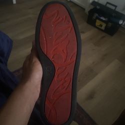 Red Bottoms Steal Price 