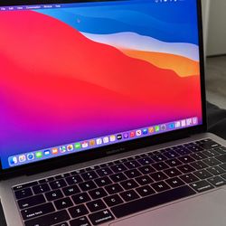 MacBook Pro 13-Inch (2017)