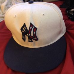 Fitted NY Hat 