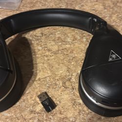 Turtle Beach Stealth 700 Gen 2 Wireless Gaming Headset for PS5, PS4, PS4 Pro, PlayStation & Nintendo Switch Featuring Bluetooth, 50mm Speakers, 3D Aud