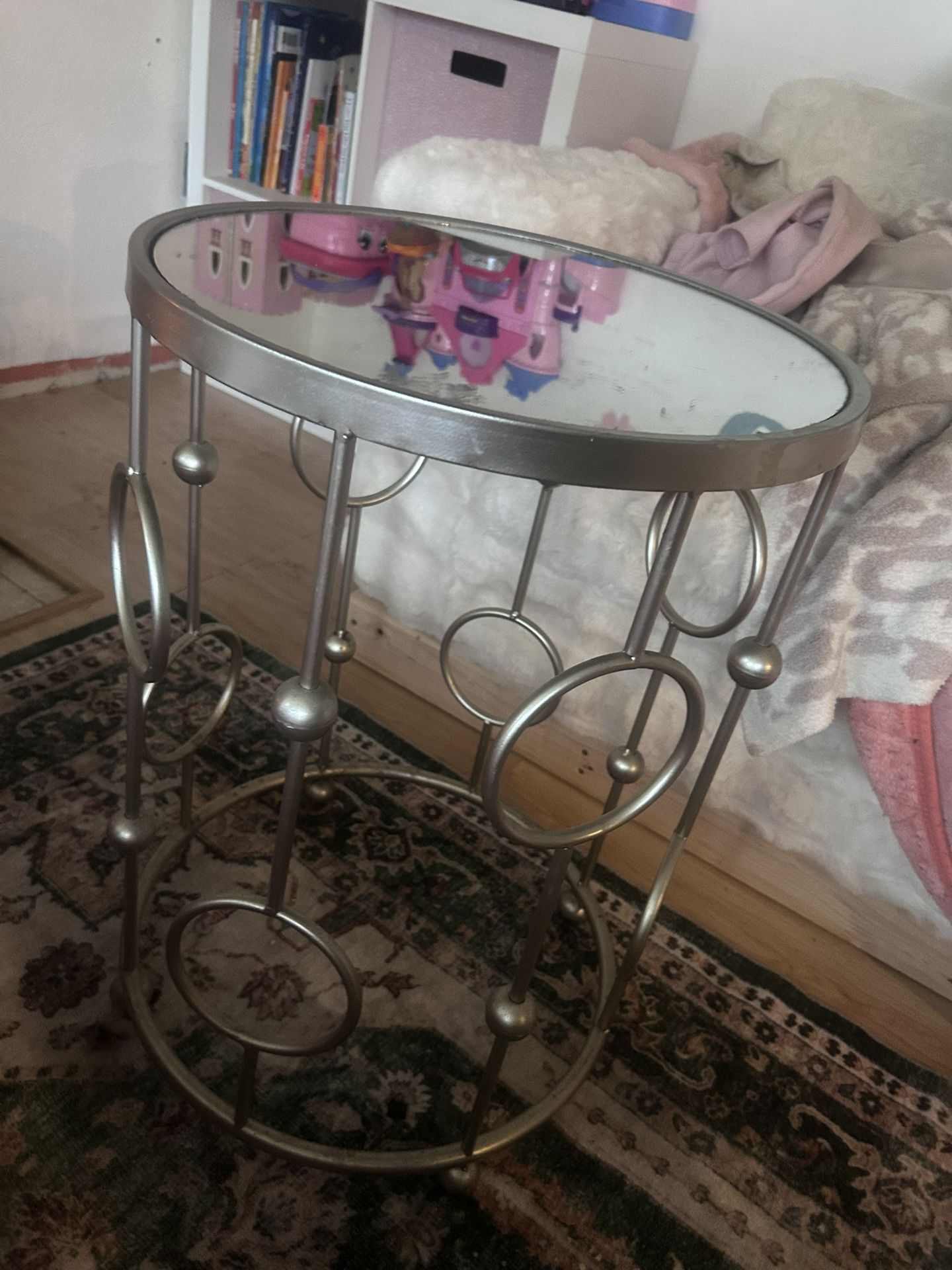 Side Table With Mirror Top