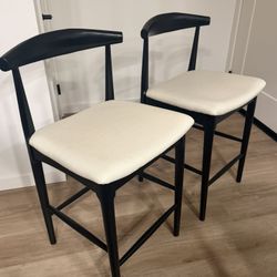 4 Bar Stools  Paid Over $1100