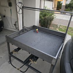 4 Feet By 4 Feet Deep Fryer