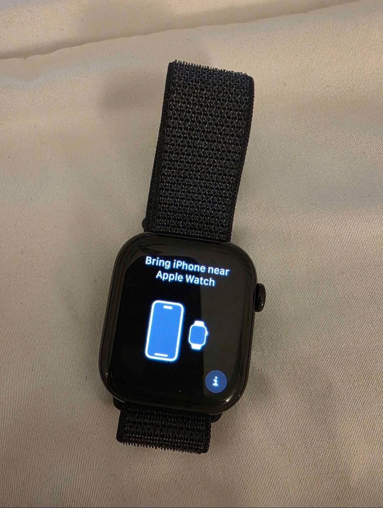 Apple Watch Series 10 42mm Cellular + GPS